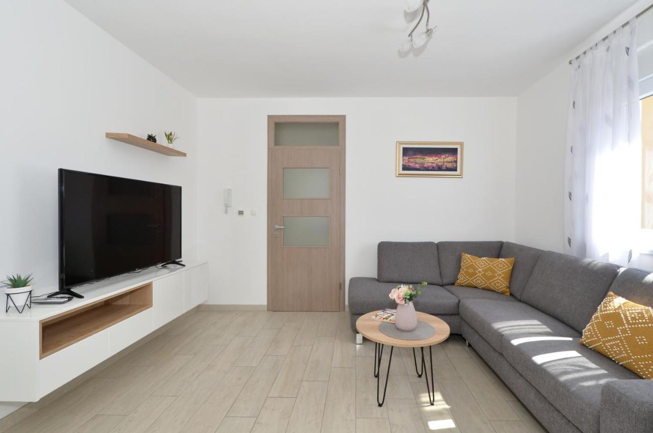 Apartman "Mary" Trogir Dış mekan fotoğraf